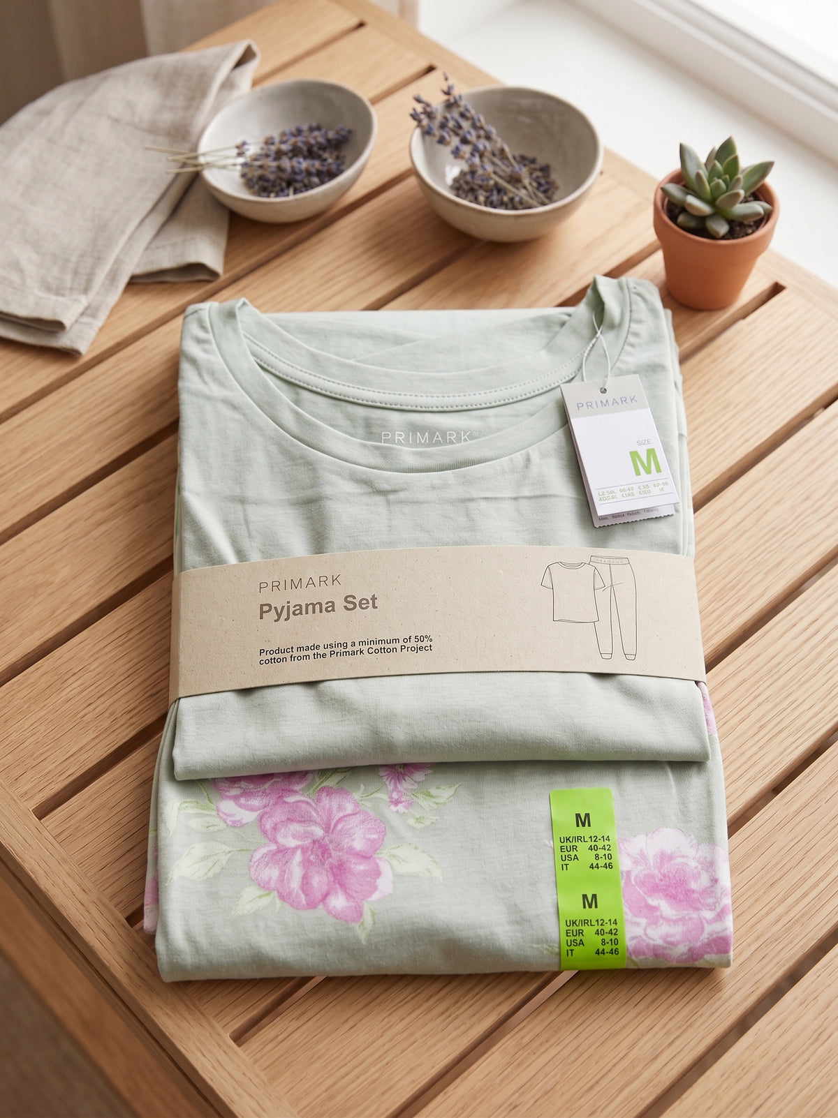 PRIMARK Half Sleeve Pyjama Sets (PJ Set) SIZE (Medium) (Pistachio with Printed Trouser)