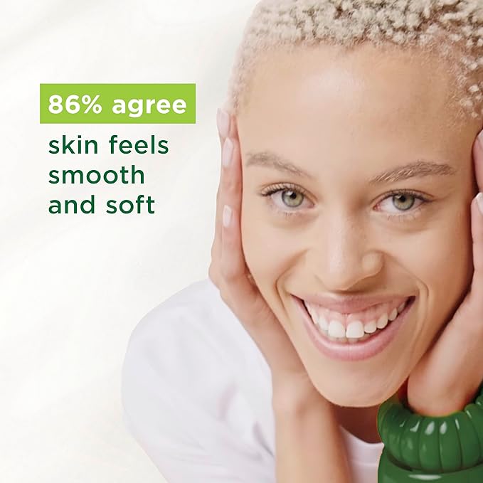 SIMPLE Kind to Skin Moisturizing Facial Wash with Pro Vitamins B-5+E 150ml