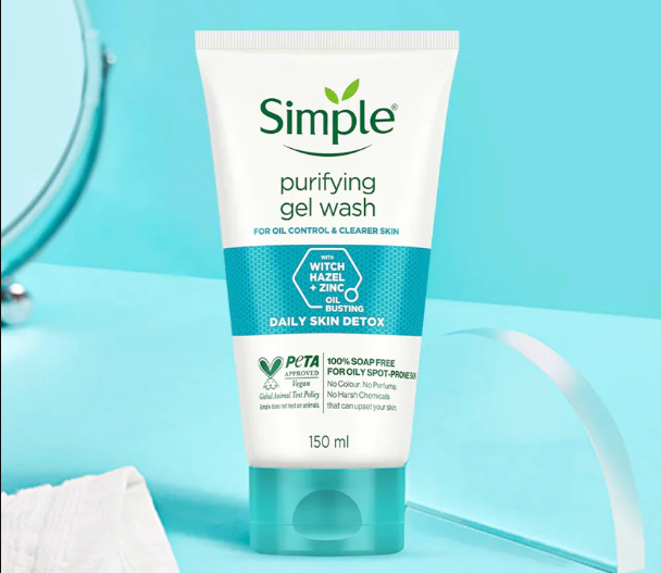 SIMPLE Purifying Gel Facial Wash (Daily Skin Detox) 150ml